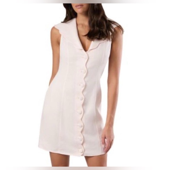 Rachel Parcell Dresses & Skirts - NWT Rachel Parcell SCALLOP COLLAR White Linen DRESS
-medium